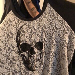 Torrid skull lace sweater size 6